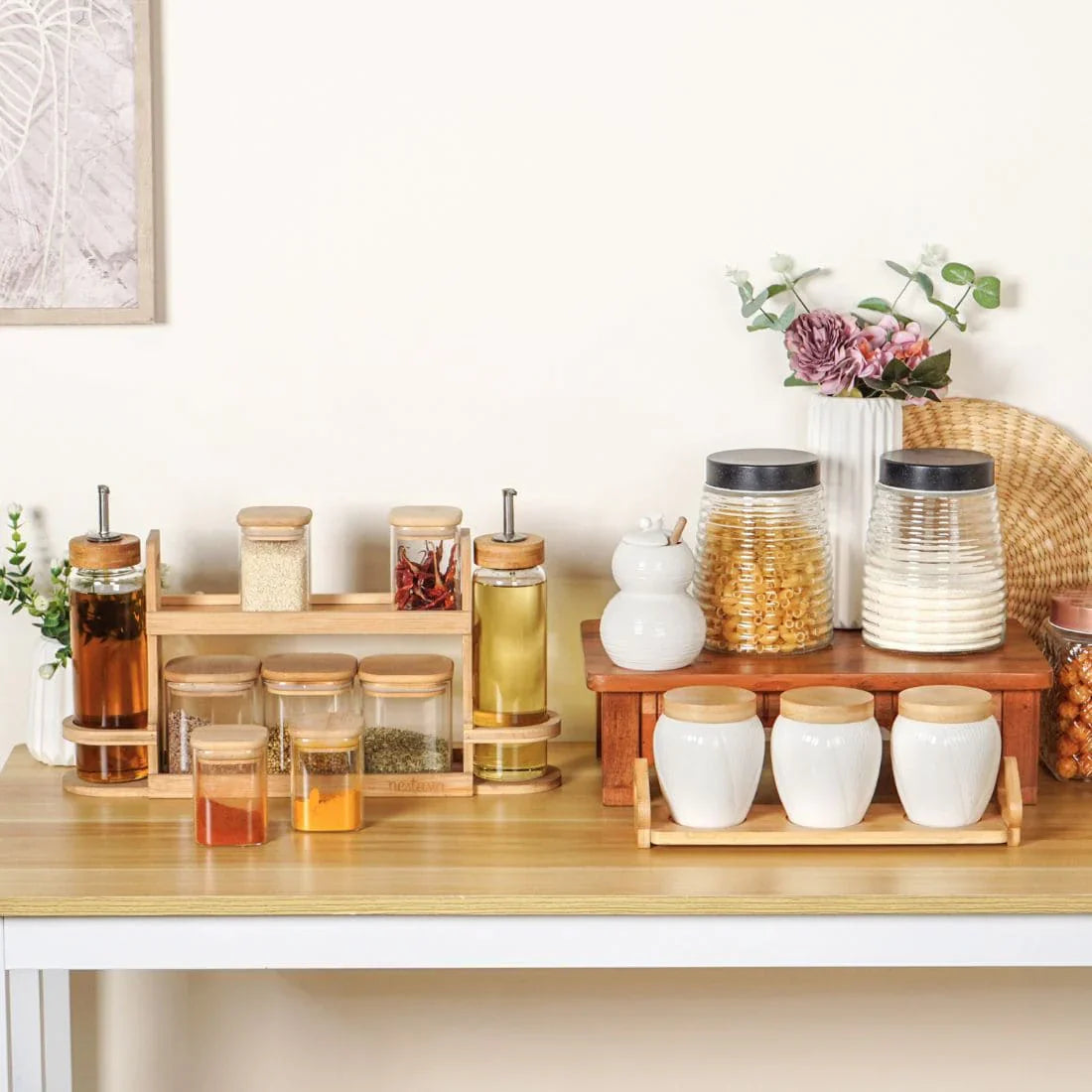 KITCHEN ESSENTIALS & DECOR